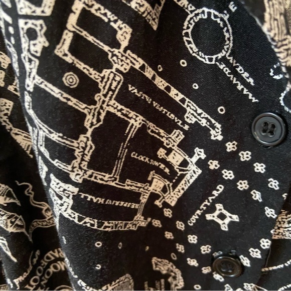 Hot Topic Harry Potter Marauder’s Map Tie-Front Woven Top Size XS Black Casual - Picture 12 of 15